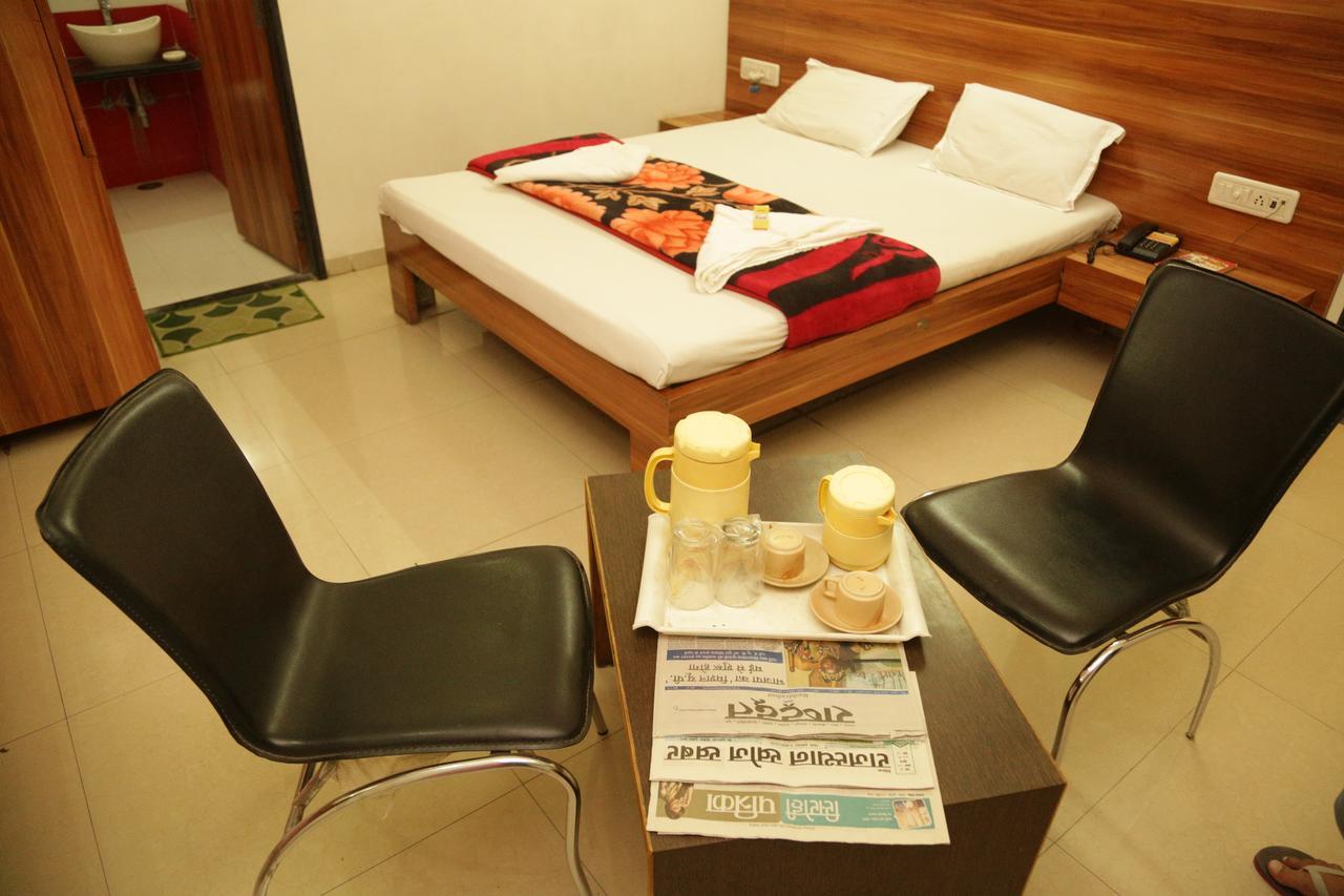Hotel Kunal Abu Road Ngoại thất bức ảnh